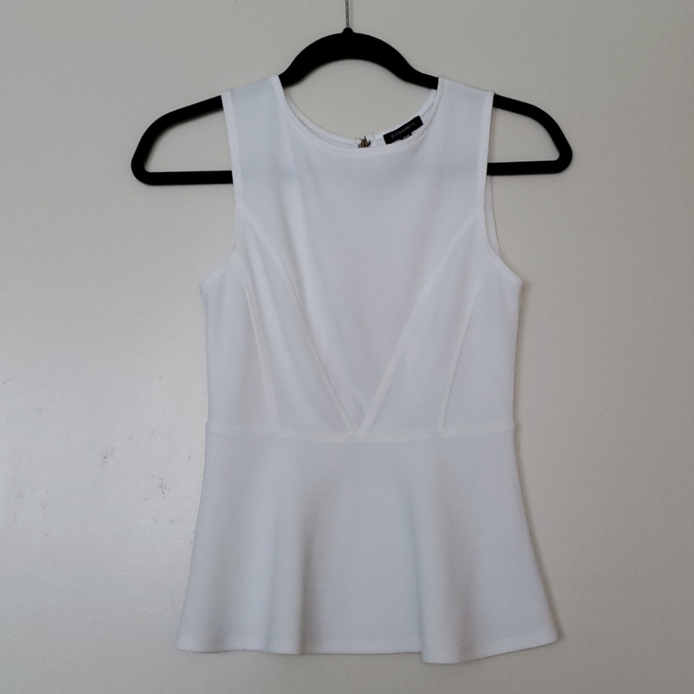 Dynamite - Open back, textured, peplum